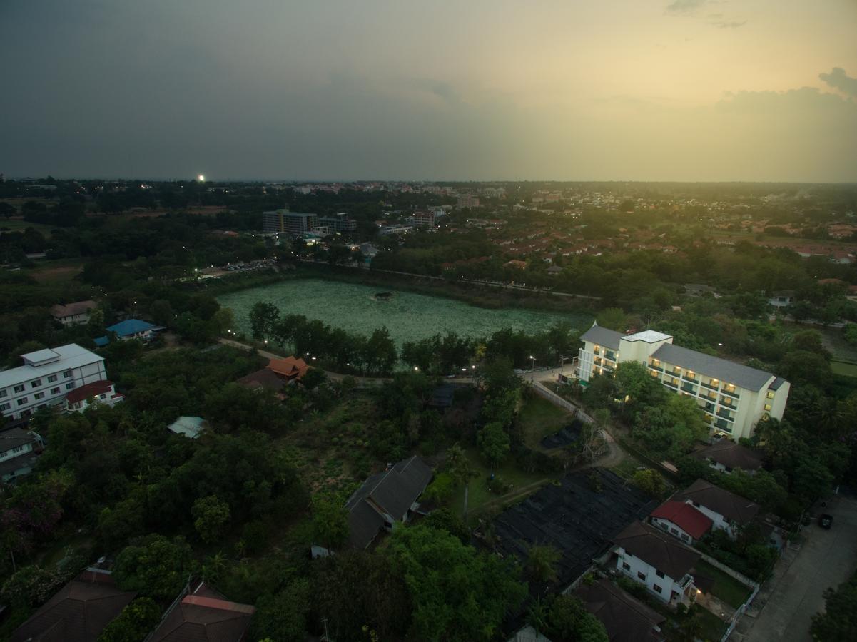 Anchan Laguna Hotel โรงแรมอัญชันลากูน่า Khon Kaen Exterior photo